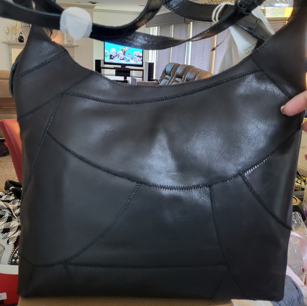 Never used,  black